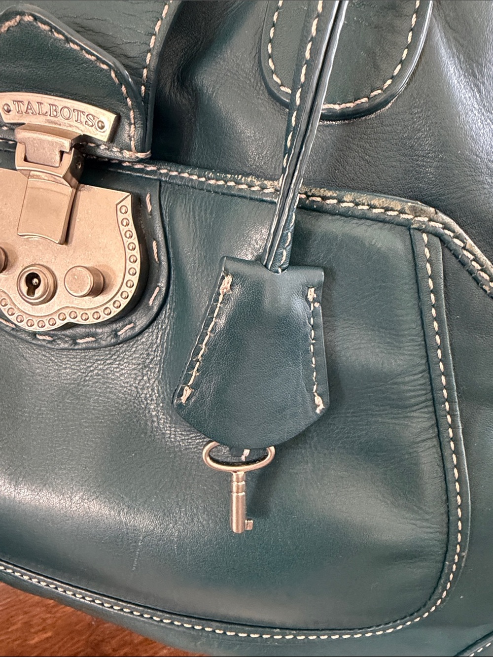 Talbots Beacon Hill domed satchel in a gorgeous teal leather & silver hardware - Picture 3 of 15